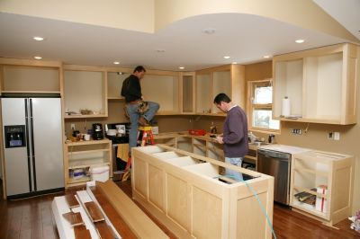 Change the Layout of Your Kitchen with Kitchen Remodeling Construction!